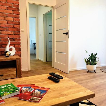 Nowoczesny Apartament Na Promenadach Wroclawskich エクステリア 写真
